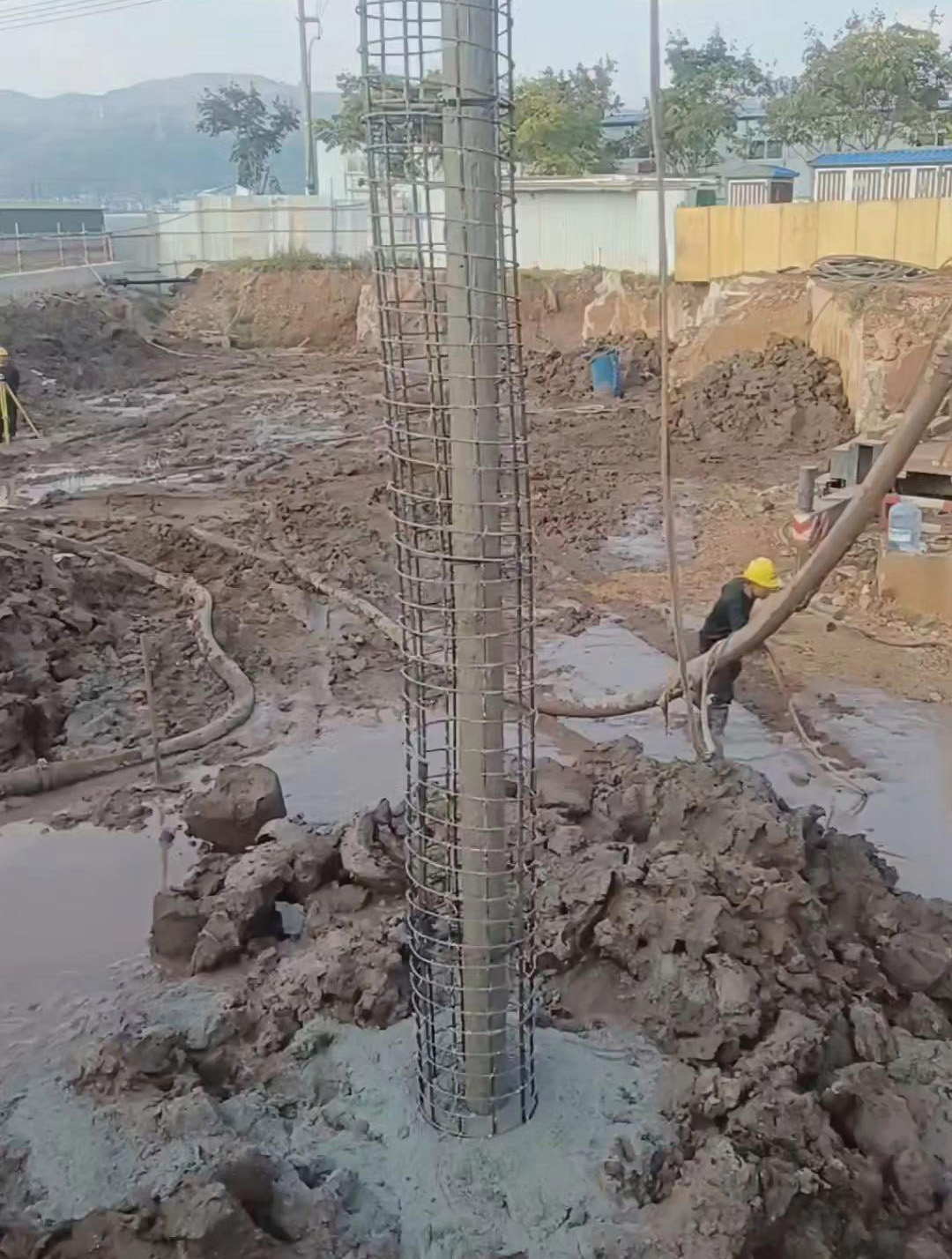鹤壁淇滨区长螺旋钻孔压灌桩